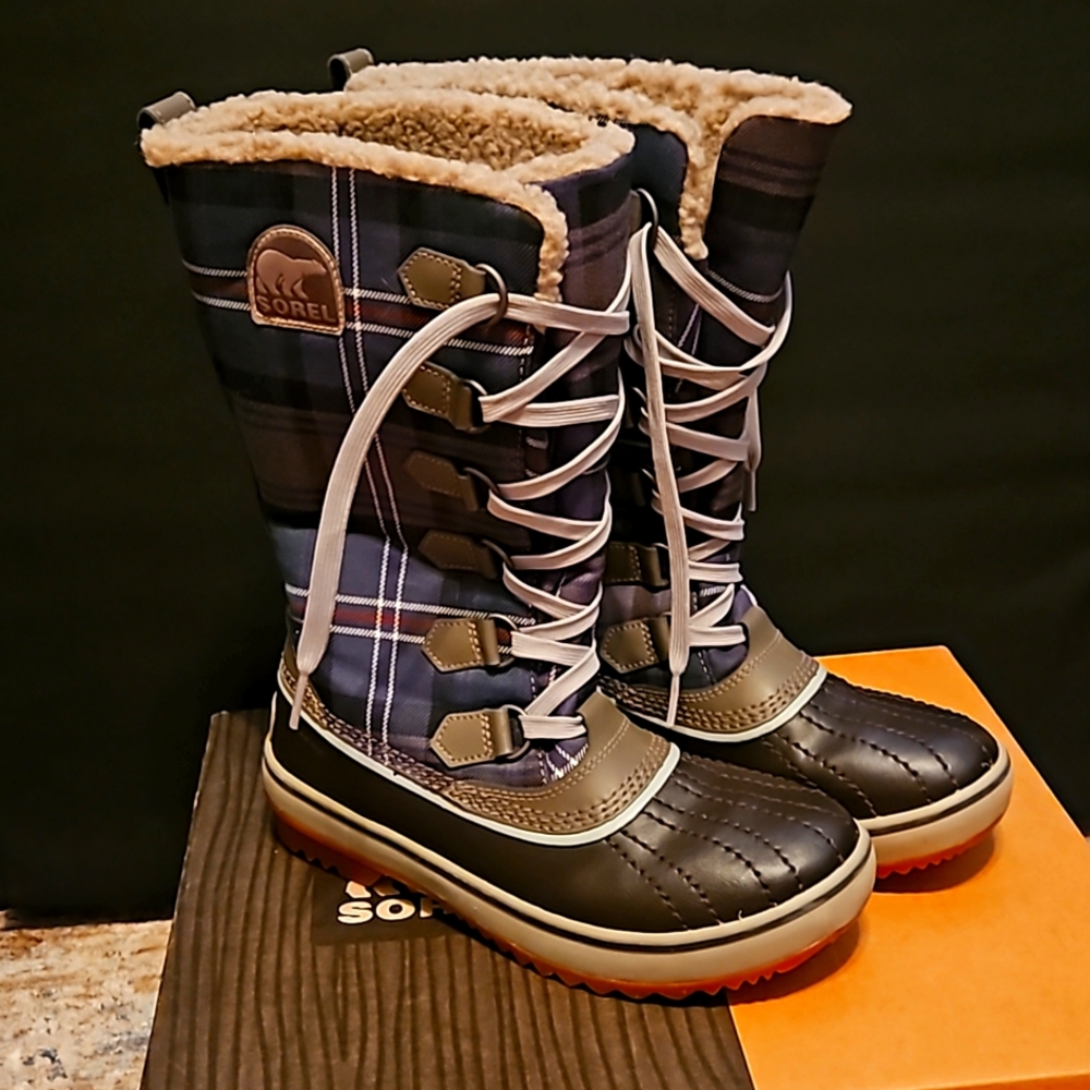 Sorel Trivoli High Snow/Winter Boots with box WATERPROOF Women's Size 6
